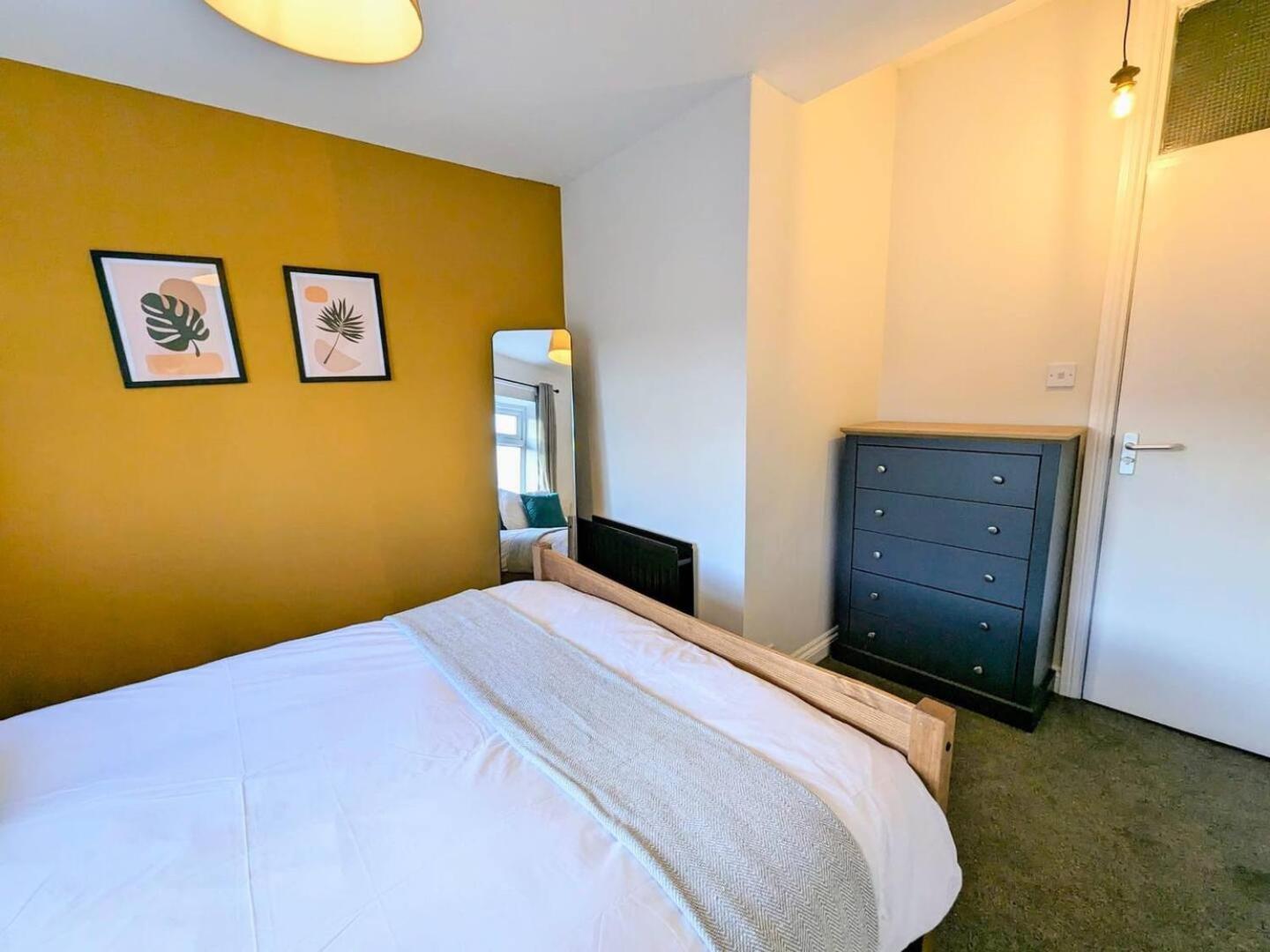 Spacious And Homey 4 Bedroom House 比夏·奥克兰 外观 照片