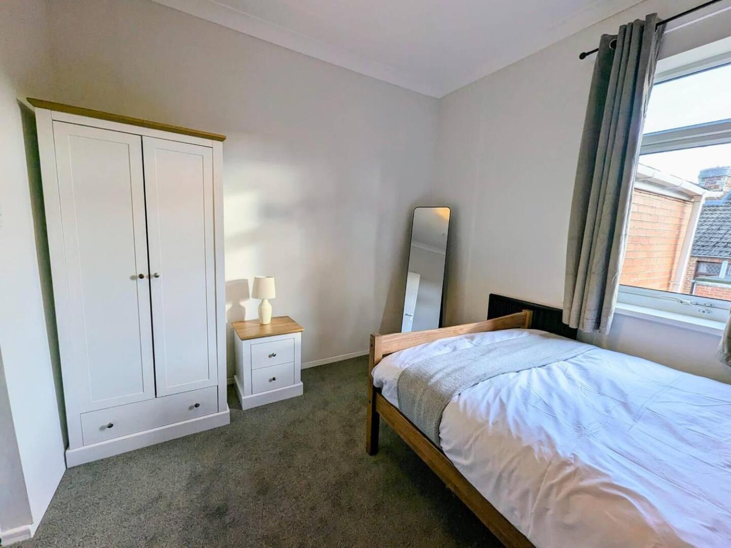 Spacious And Homey 4 Bedroom House 比夏·奥克兰 外观 照片