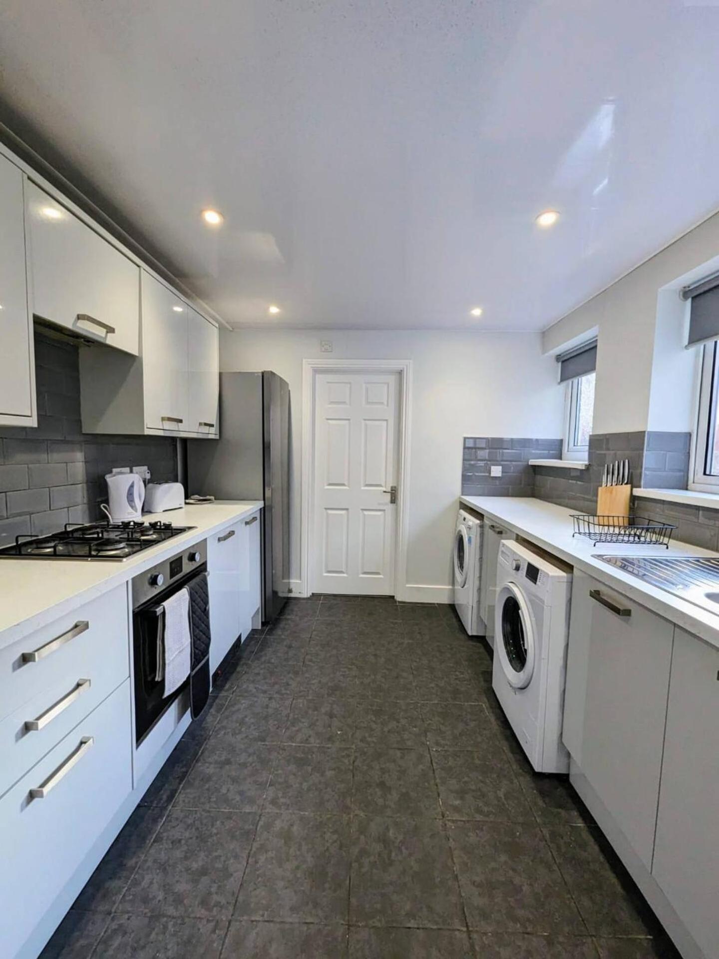 Spacious And Homey 4 Bedroom House 比夏·奥克兰 外观 照片